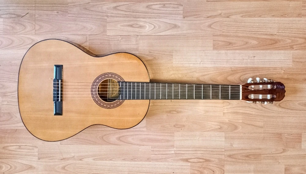 Hohner HC 06 4/4 (Prodáno)