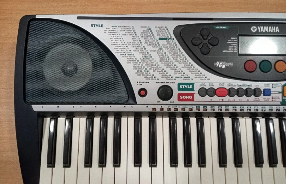 Yamaha PSR-240 (Prodáno)