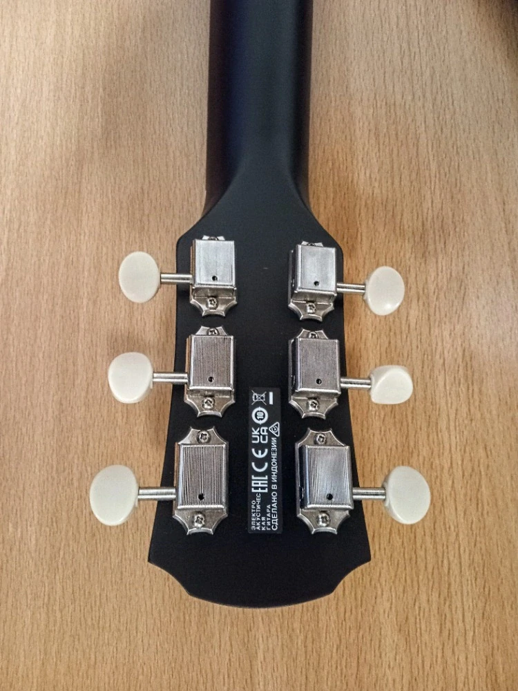 Elektroakustická 3/4 Yamaha APX T2 (Prodáno)