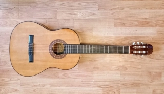  Hohner HC 06 4/4 (Prodáno)