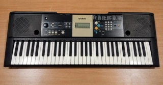 Yamaha YPT 220 (Prodáno)