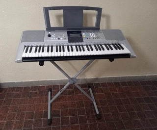 Yamaha PSR E323 (Prodáno)